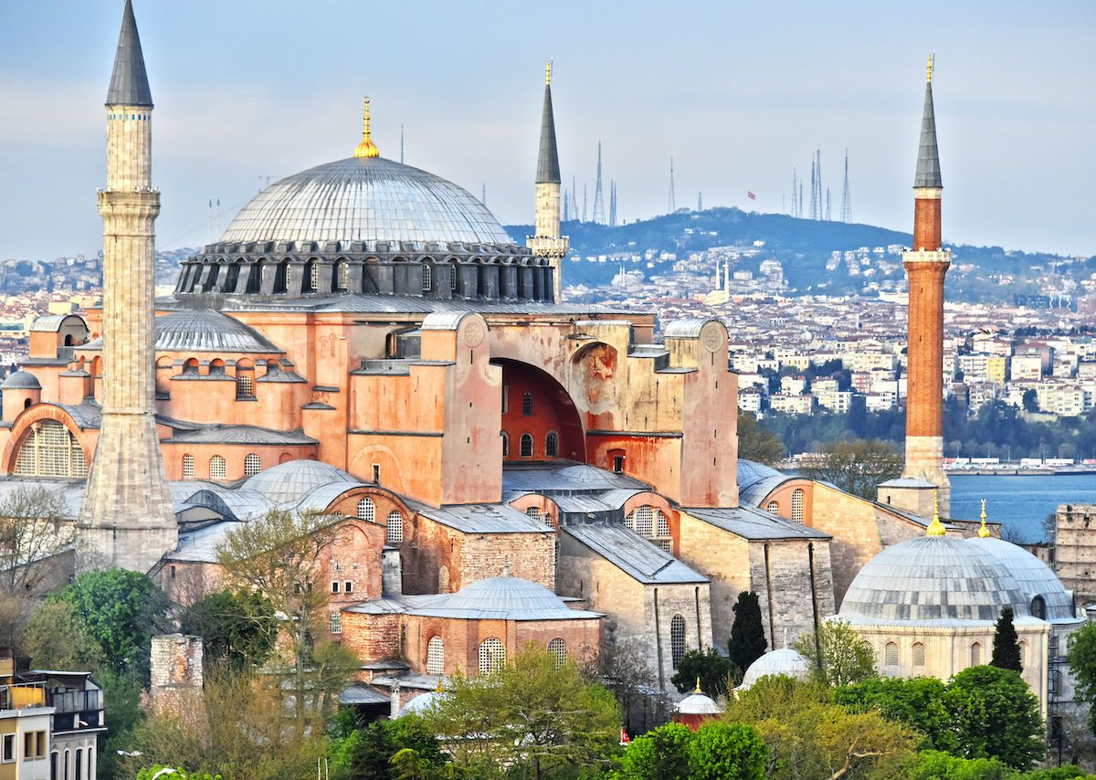 14+ Incredible Spots That Will Make Istanbul Your Next Destination