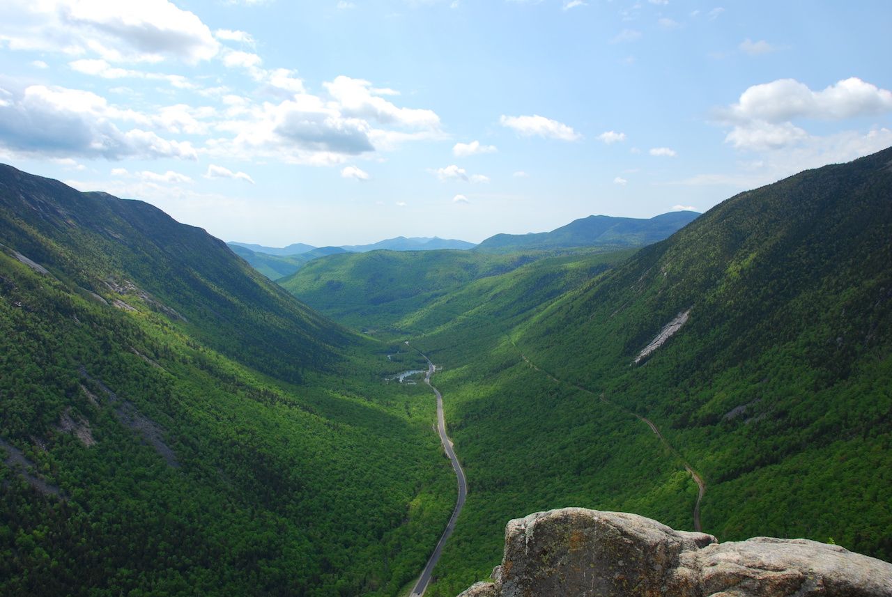 A green valley in Crawford Notch State Park in New England