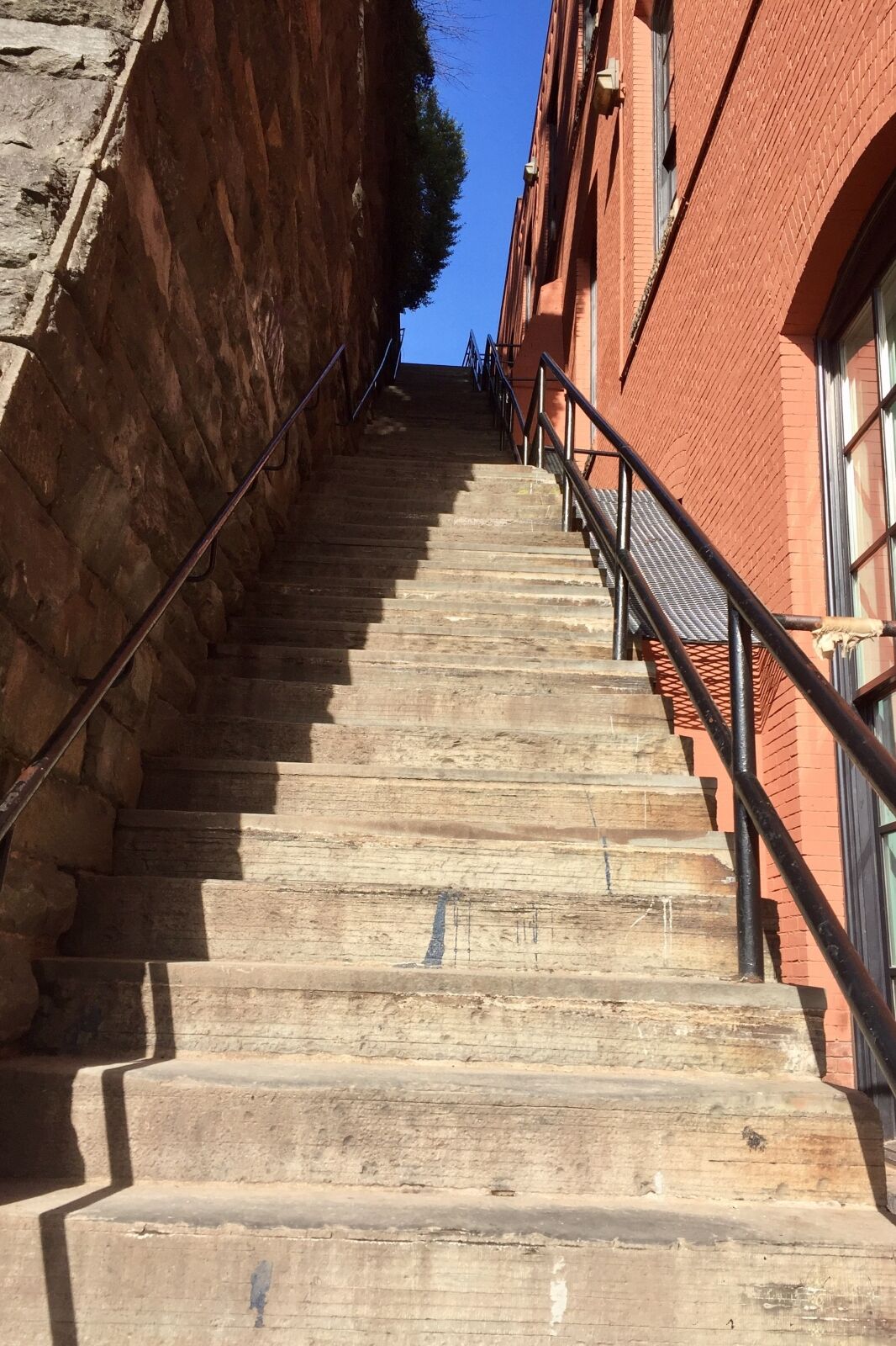 Long and empty outdoor staircase 