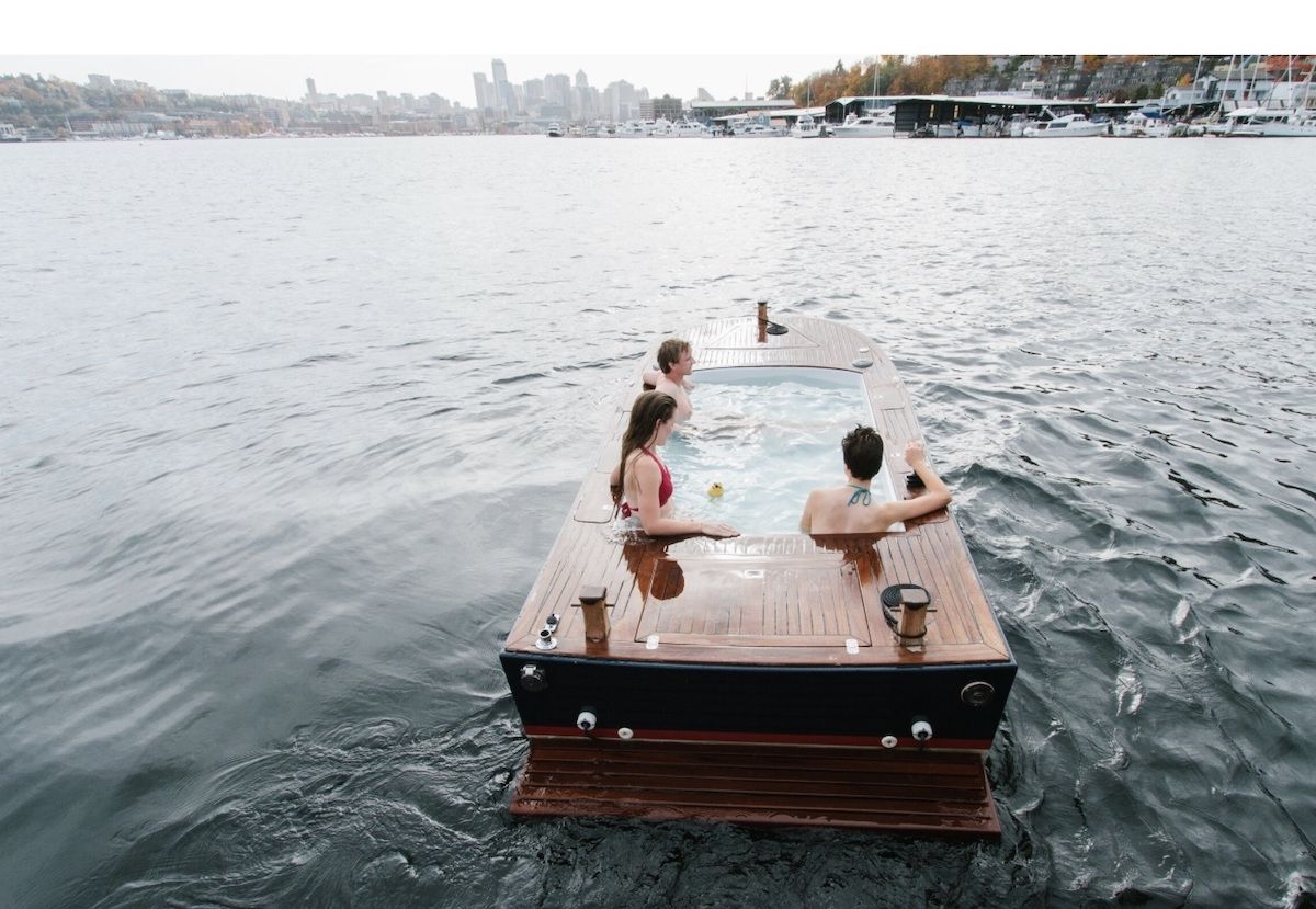 Hot Tub Boats for Rent in Seattle