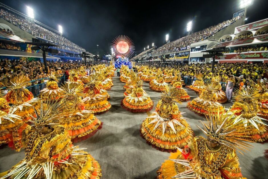 Rio Postpones 21 Carnival