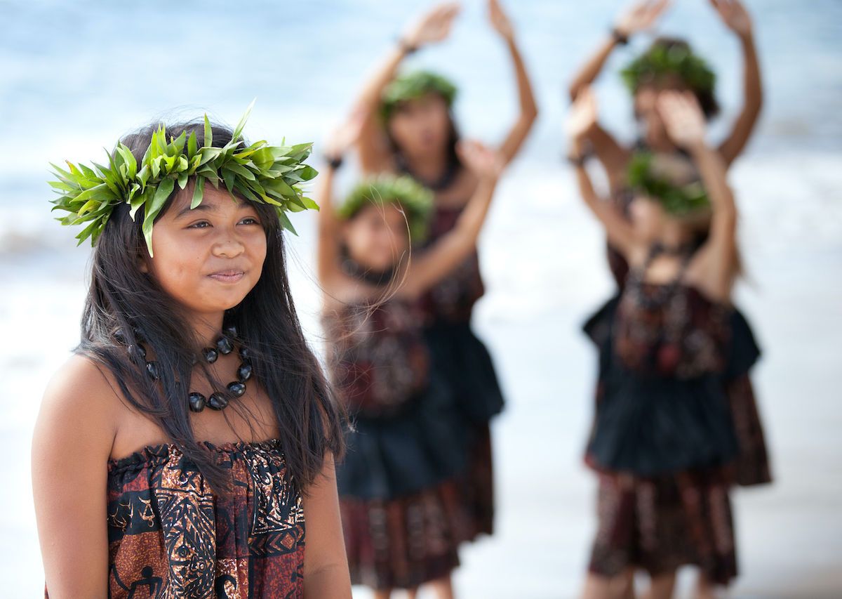 Traditional Native Hawaiian Women