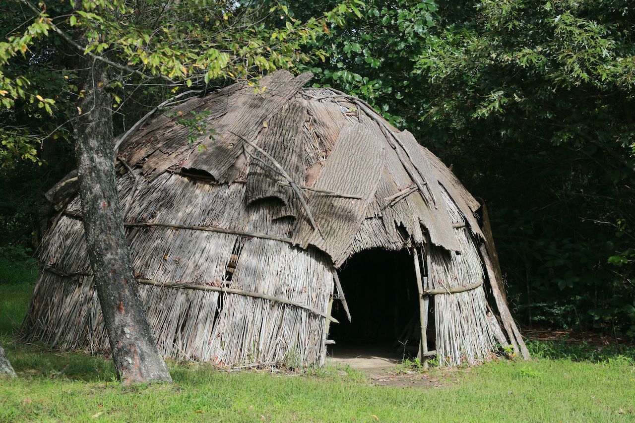 What Native American Tribe Used Wigwams