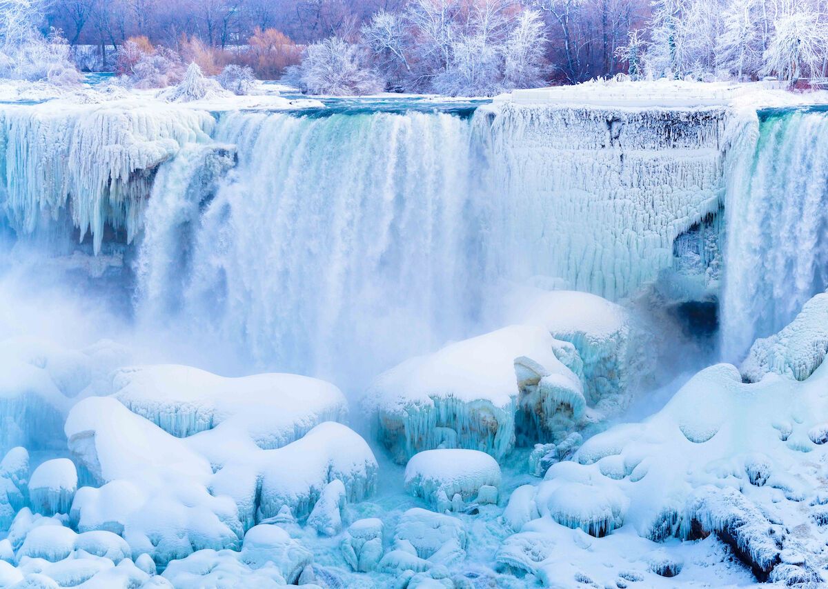 8 of the coolest frozen attractions in North America - Roadtrippers