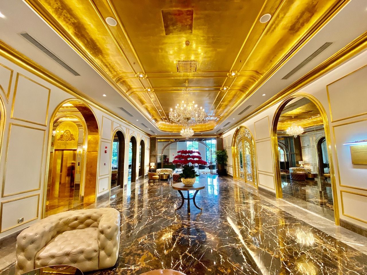 Vietnamese gold hotel