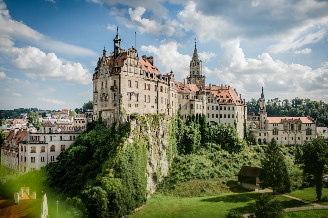 German castle hunt: 5 top itineraries around the country