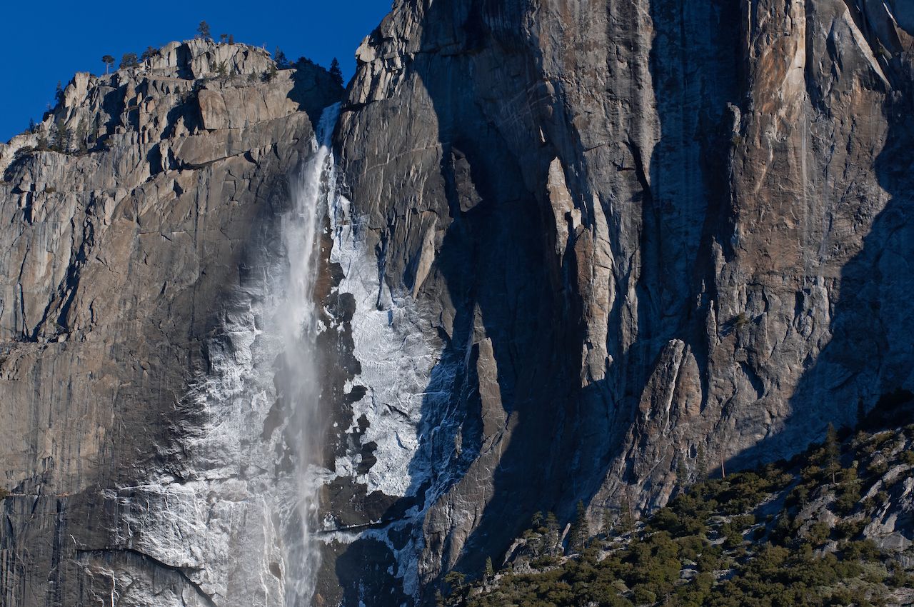 Yosemite Falls yosemite in winter