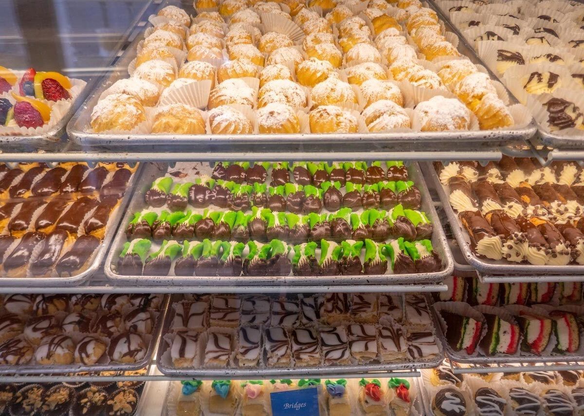 Classic Italian Bakers In The Bronx In New York City