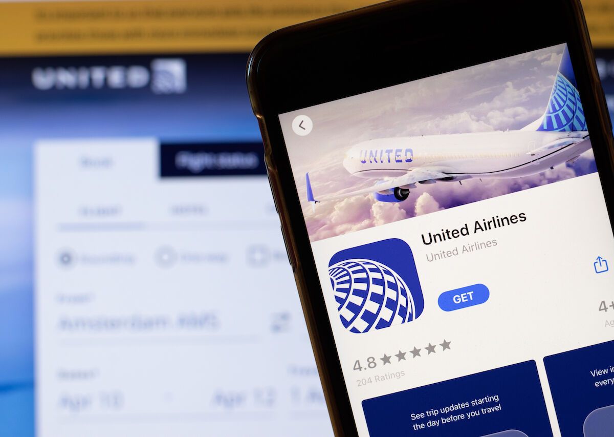 how to download united airlines app on kindle fire