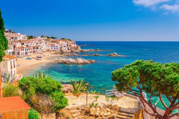 Spain Hopes to Welcome International Travelers by June