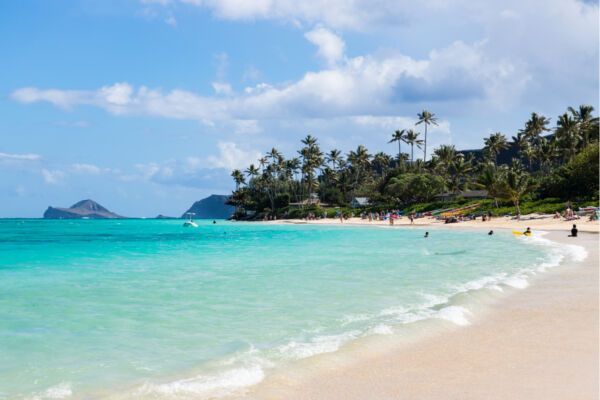 The Most Family-Friendly, Kid-Safe Beaches on Oahu - Matador Network