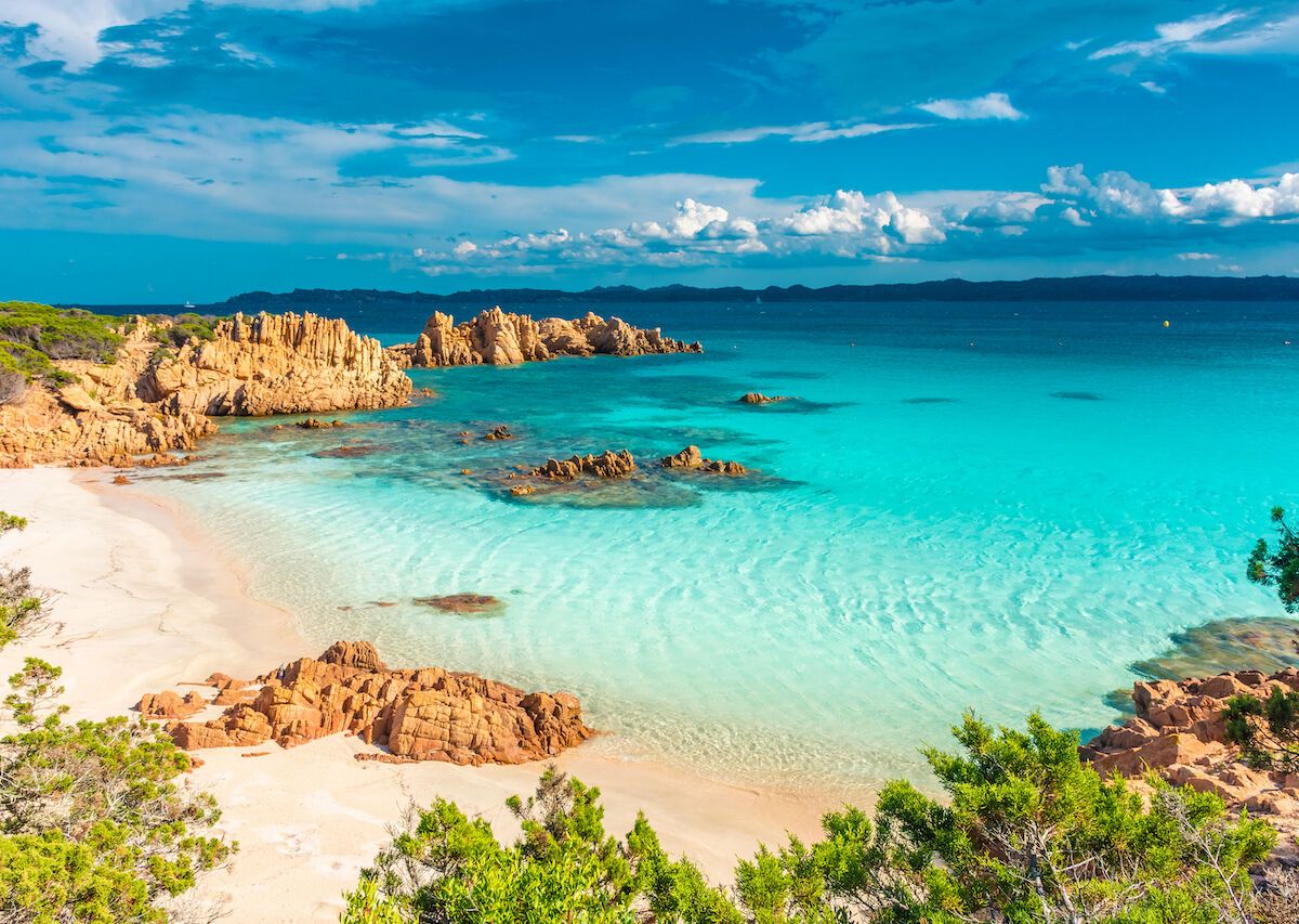 Tourists Fined for Taking Sand, Shells, and Rocks From Beaches in Sardinia