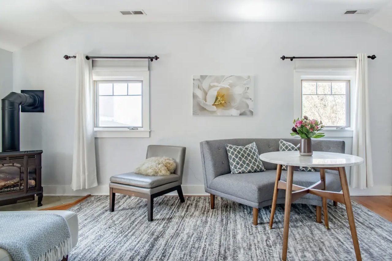 bungalow, Airbnbs in Asheville