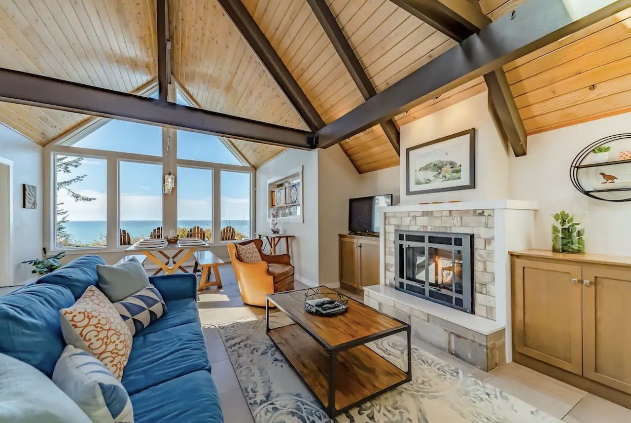 11 Redwoods and Sequoia National Park Airbnb Stays for a Magical Trip