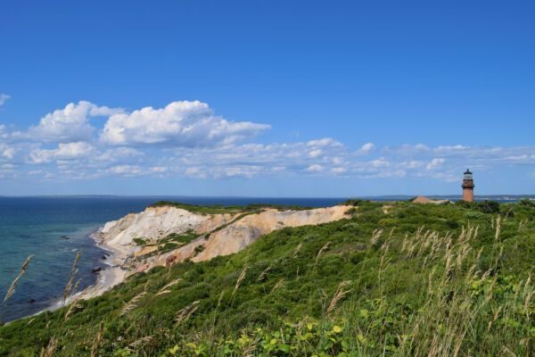 How to Visit Martha’s Vineyard for Cheap