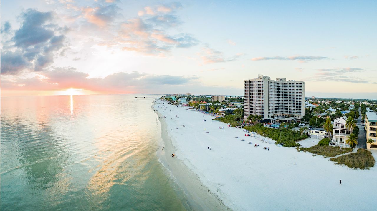 4 incredible places to stay on The Beaches of Fort Myers & Sanibel