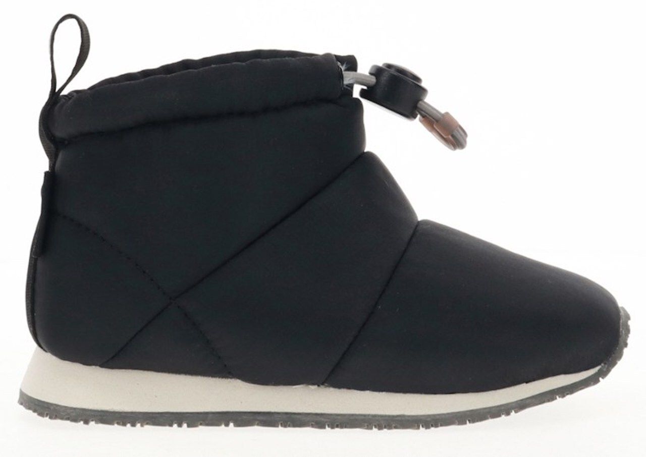 Staheekum Viben Booties are ideal for fall camping