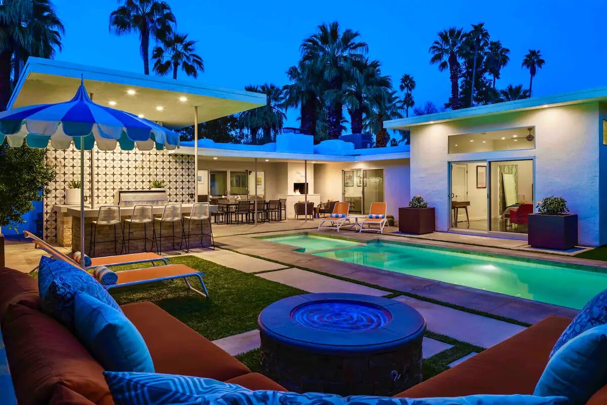 The 9 Best Airbnb Palm Springs Rentals for a Bachelorette Party