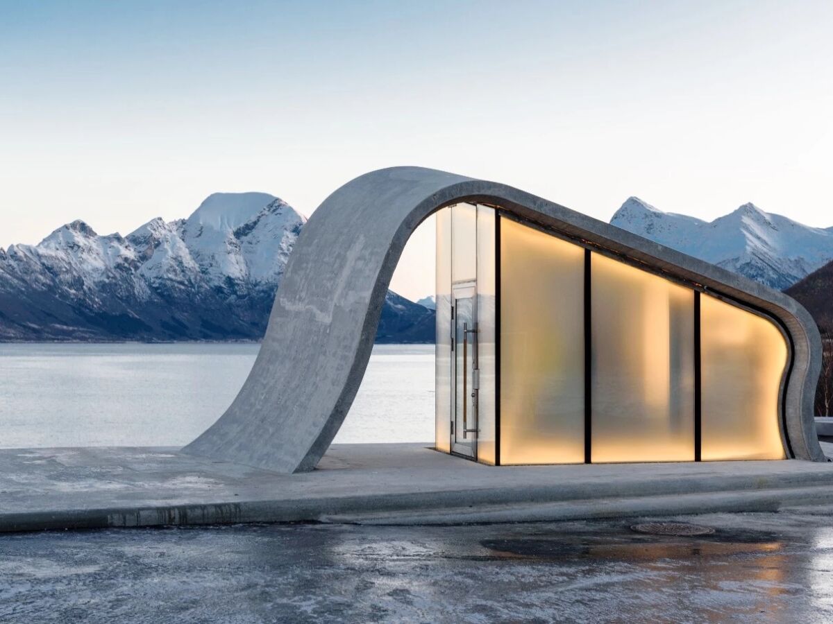 these-are-the-prettiest-public-toilets-in-the-world-travel-tourism