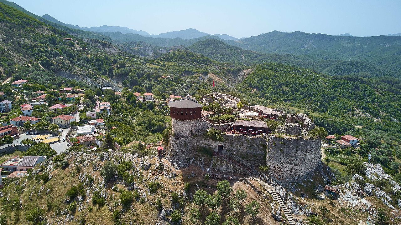 Aerial view of climbing areas around Petrela Castle