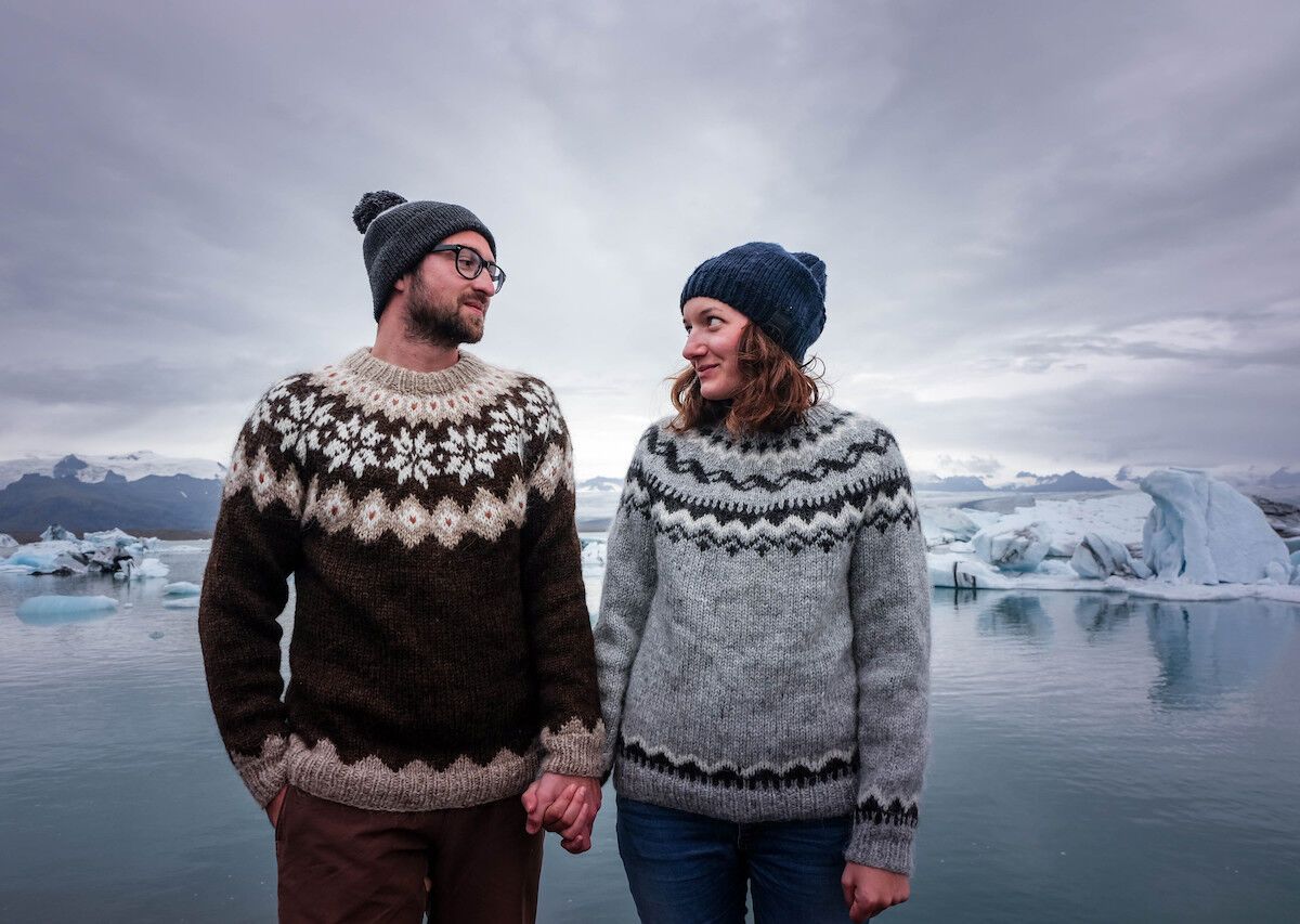 Почему в исландии большое количество действующих. Исландский свитер Лопапейса. Исландцы. Исландский национальный свитер. Жители Исландии.