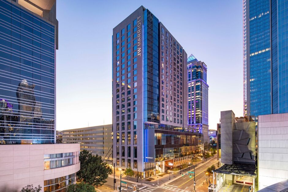 exterior of the jw marriott hotel in charlotte, north carolina
