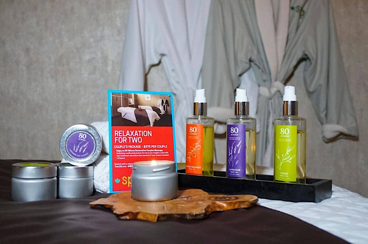 Couples massage marketing and essential oils at The LINQ in Las Vegas