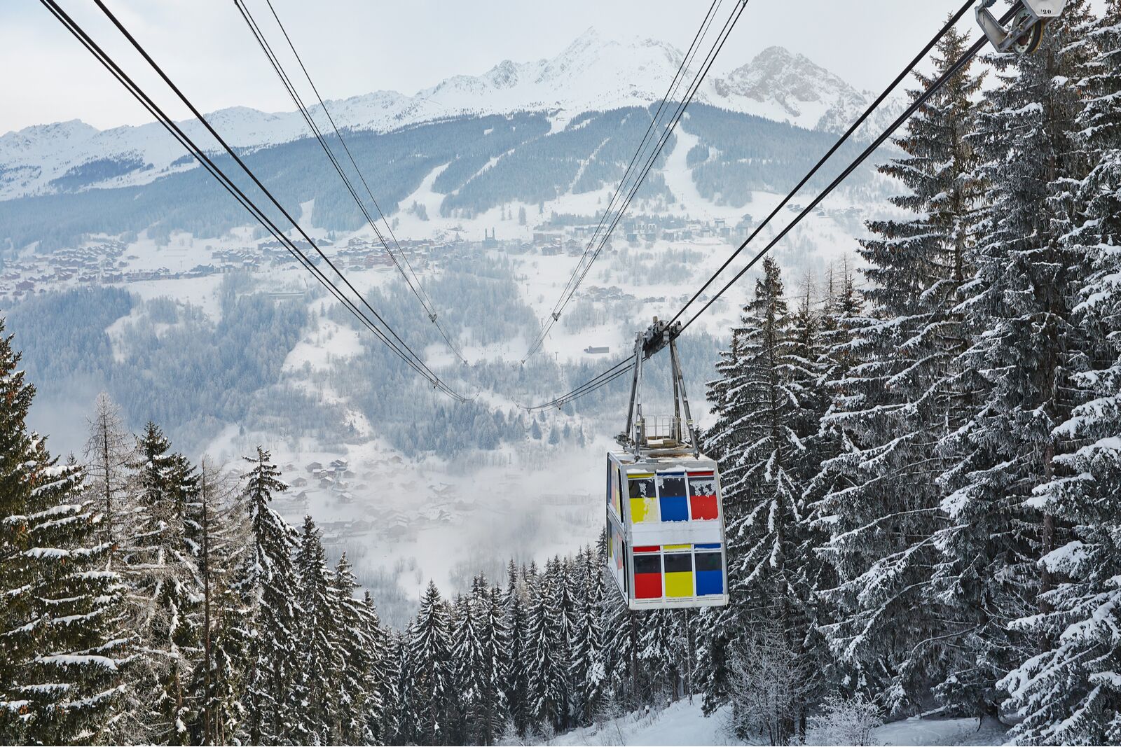 The Vanoise Express is one of the world's coolest ski gondolas, connecting to parts of Paradiski, La Plagne and Les Arcs
