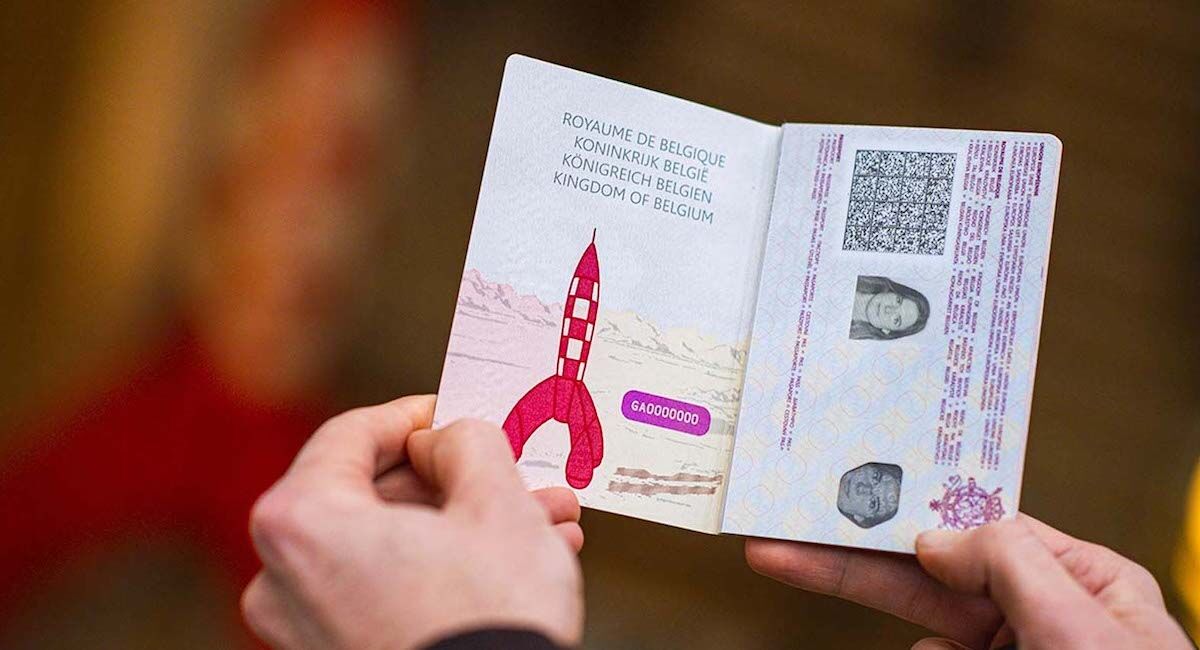 New Belgian passport featuring Tintin moon rocket on the inside cover