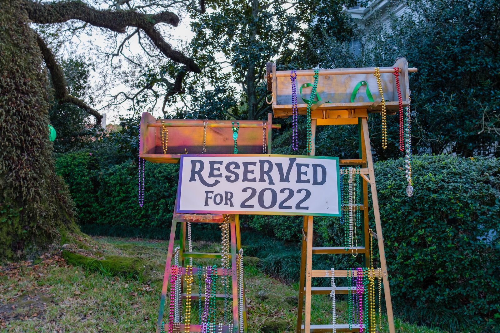 Seats reserved to see the parades in New Orleans for mardi Gras 2022