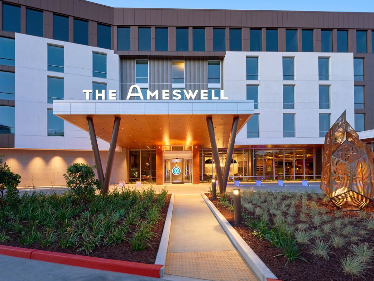 The Amswell Hotel in California Is Home to a MET-Worthy Art Collection