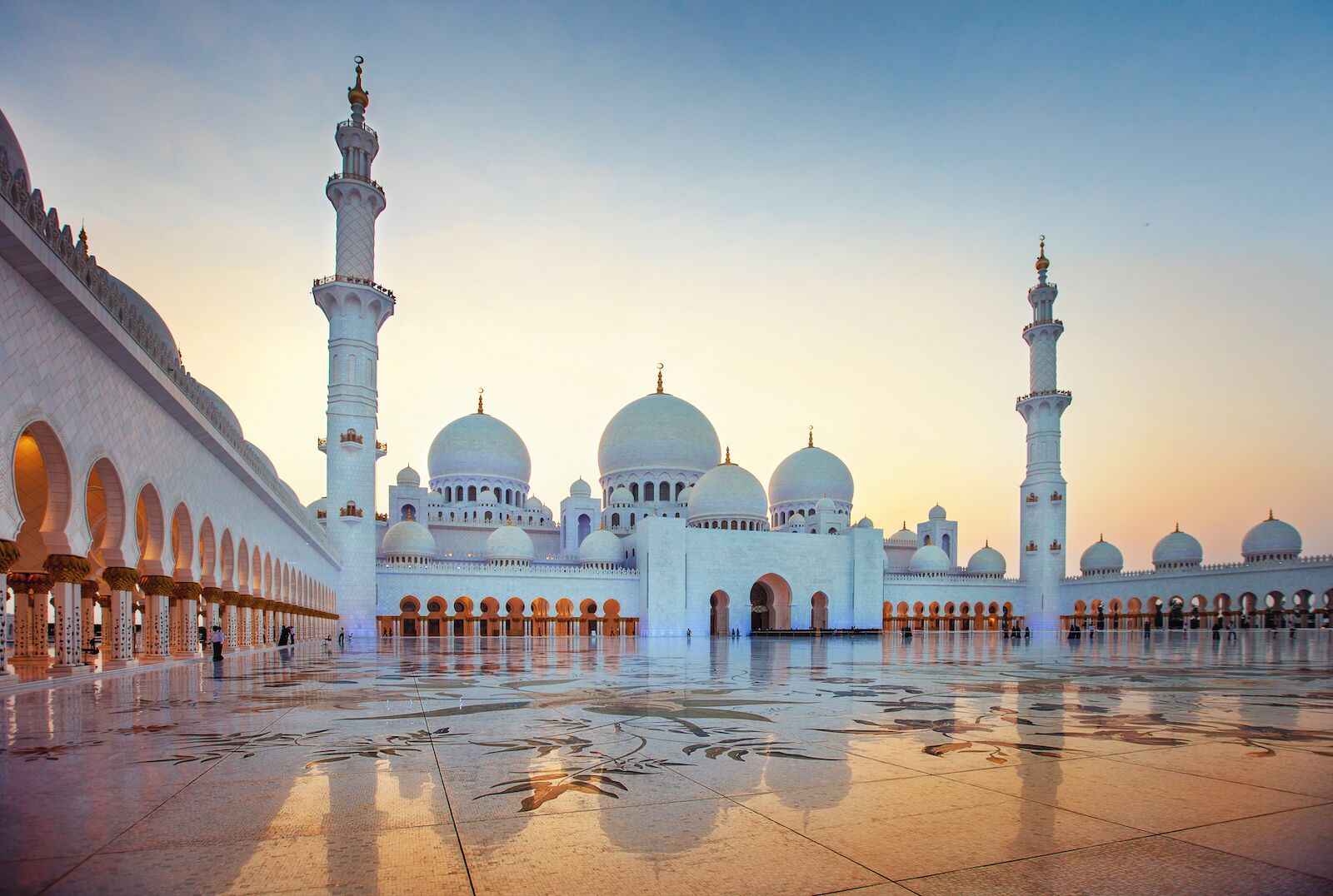 sheikh zayed grand mosque abu dhabi