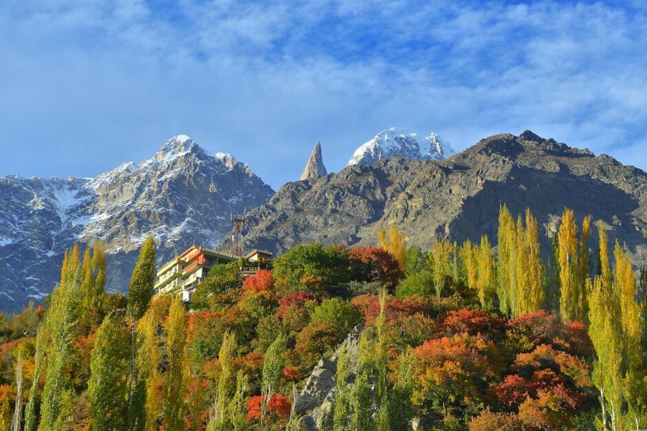 hunza valley in pakistan