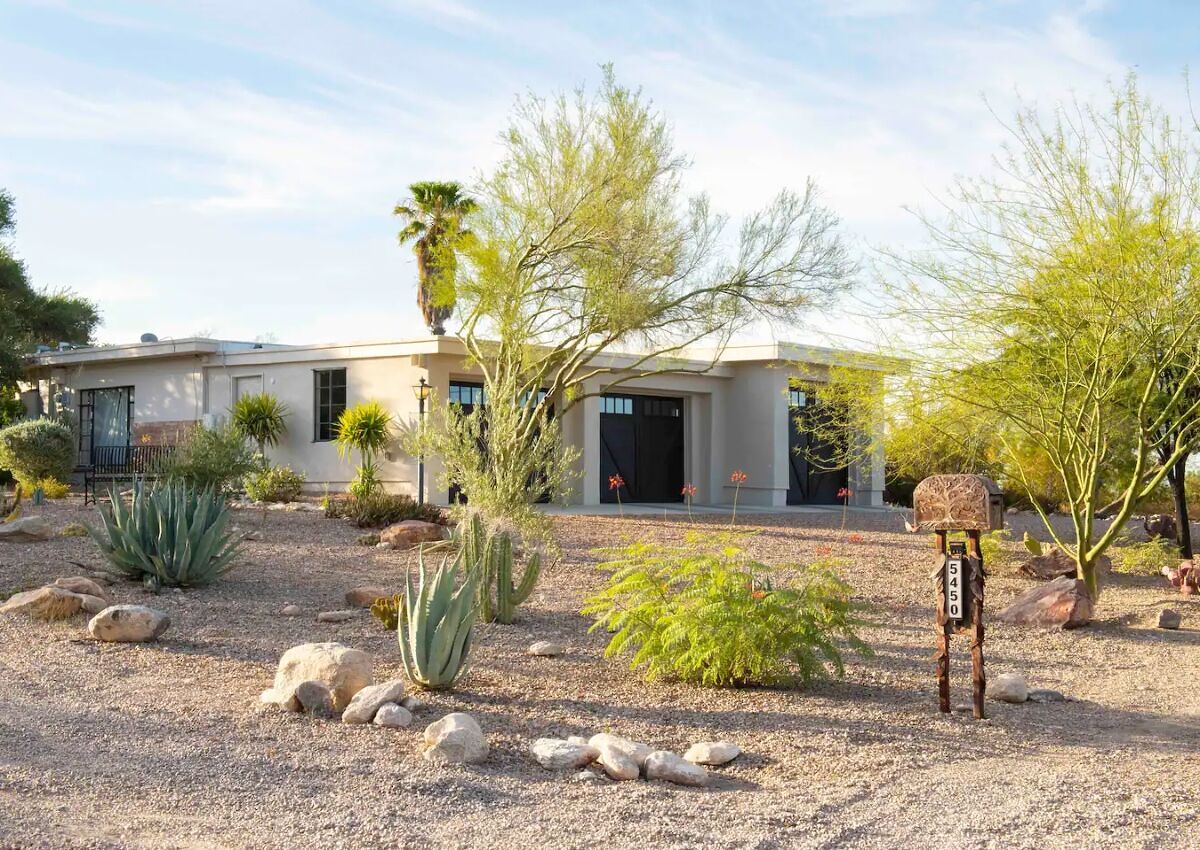 15 Airbnb Tucson Stays For The Perfect Arizona Escape