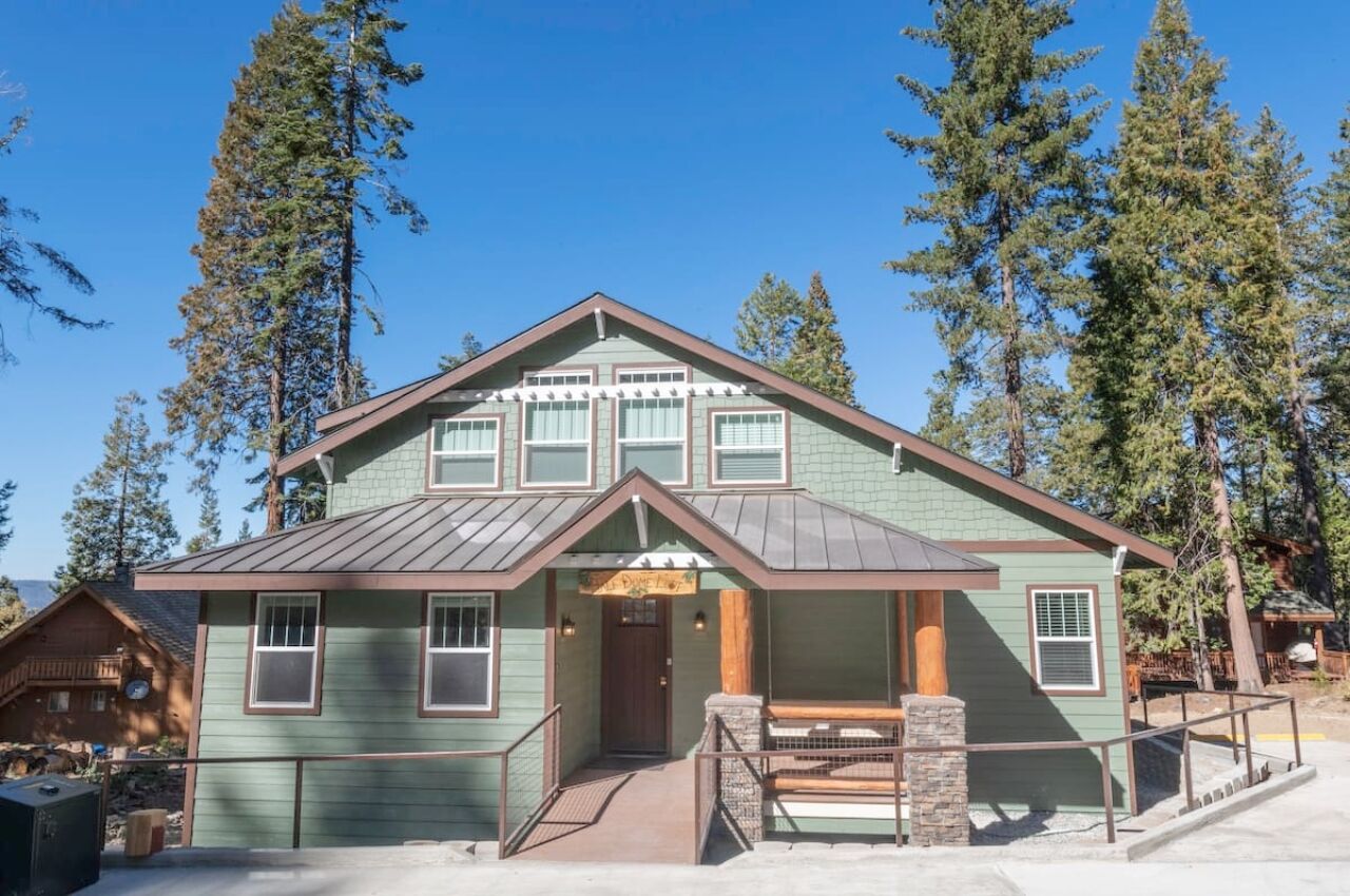 10 Yosemite Cabins Near All Yosemite National Park Entrances