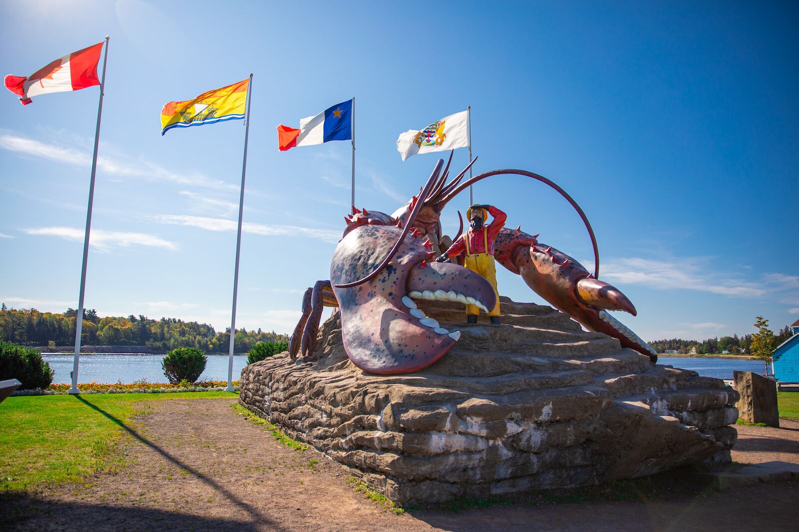 roadside attractions - lobster Canada