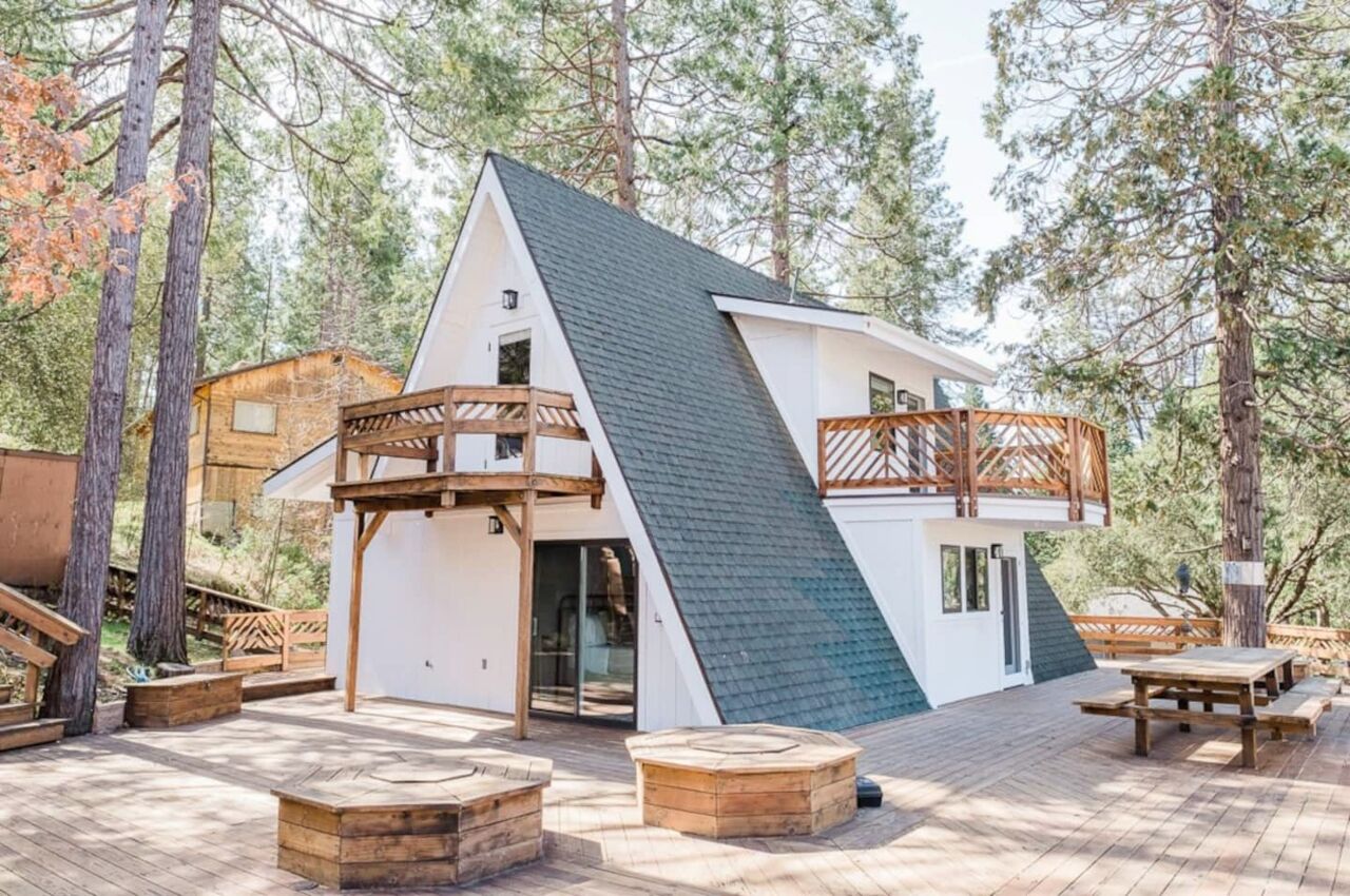 These Gorgeous Yosemite Cabins Put You Near The Parks Best Attractions