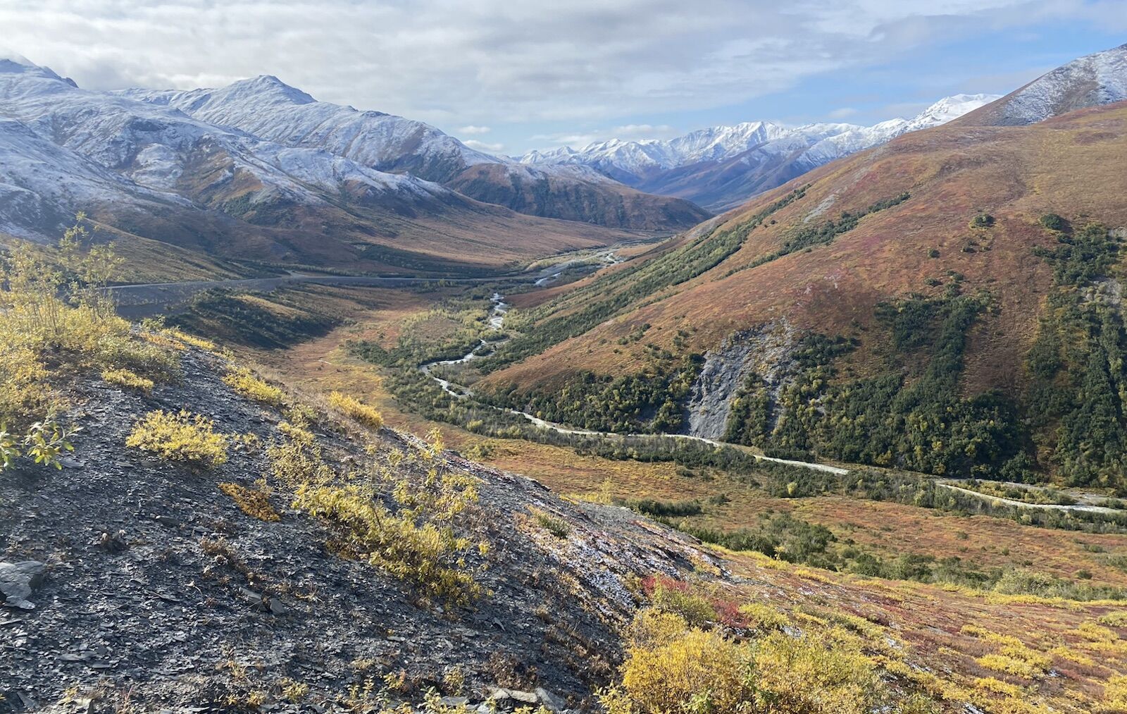 A lookout point along the dalton highway 