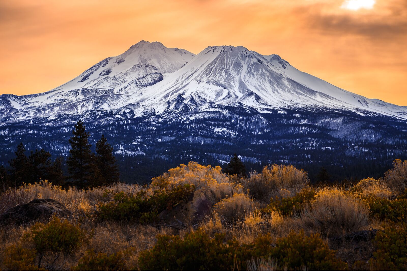 hardest hikes in california - dawn over mt shasta