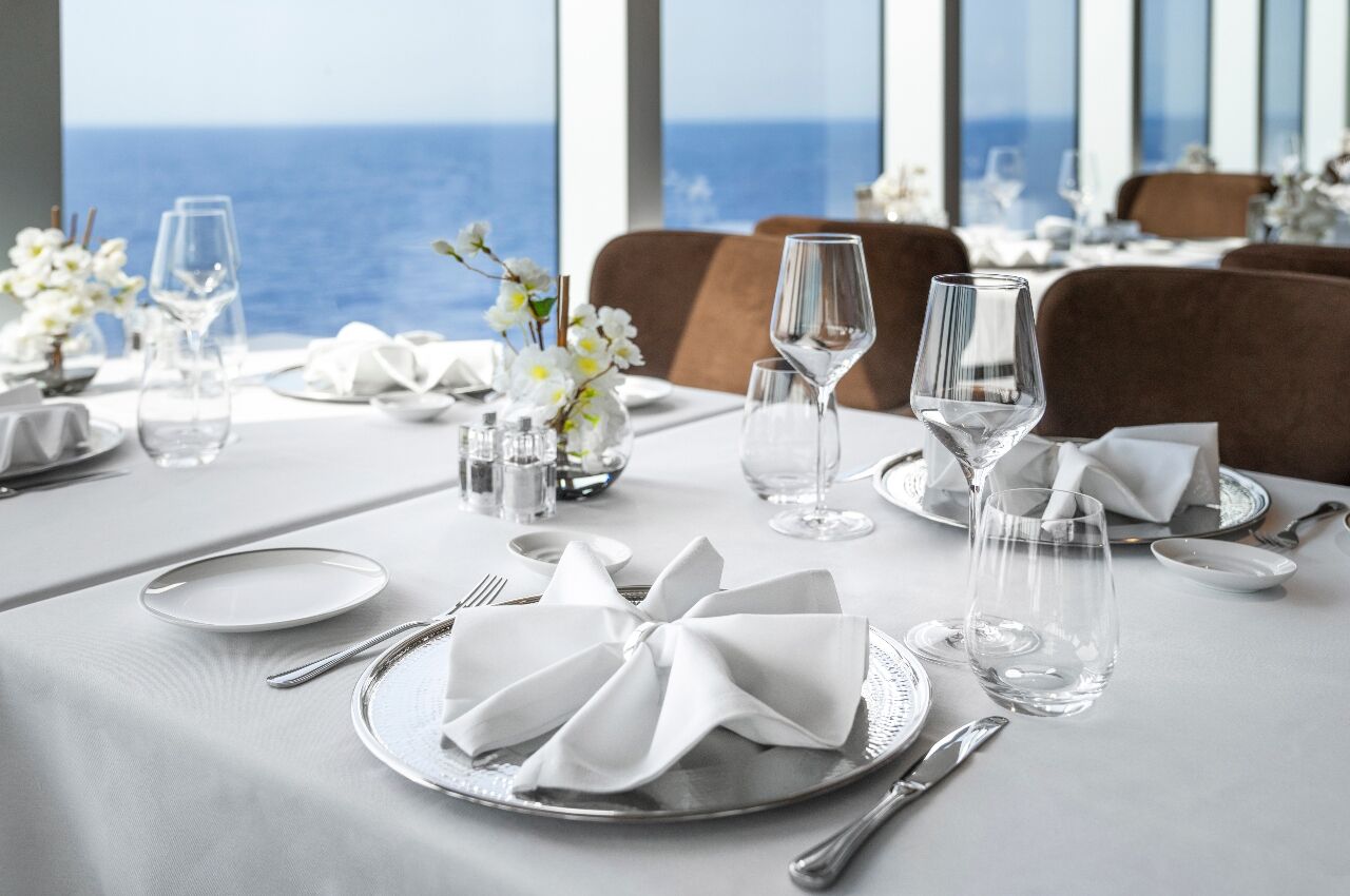 msc yacht club premium buffet