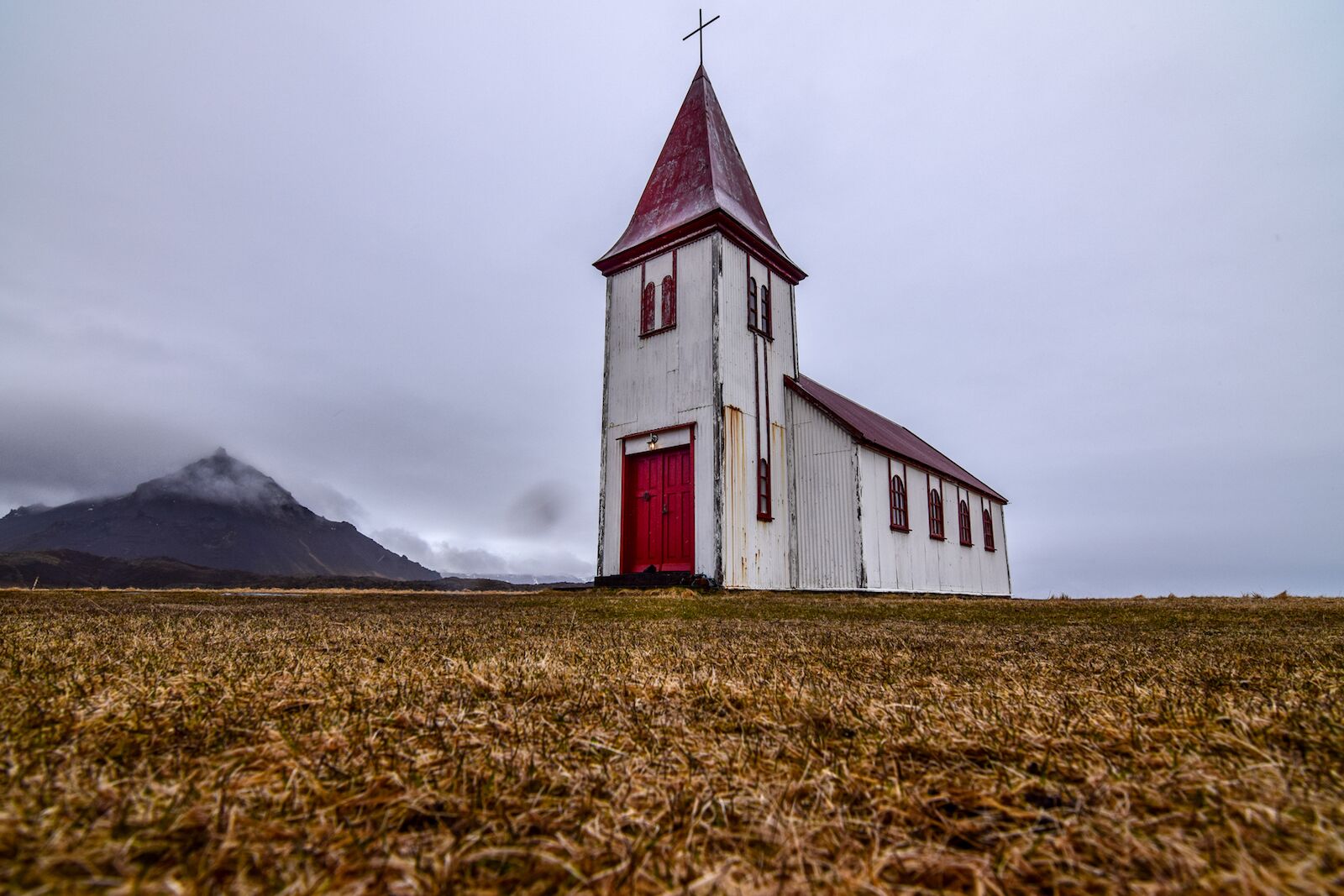 landsscape photography tips shoot from an angle church