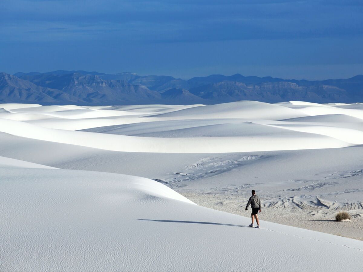 Your Complete Guide To White Sands National Park, Including Hikes and