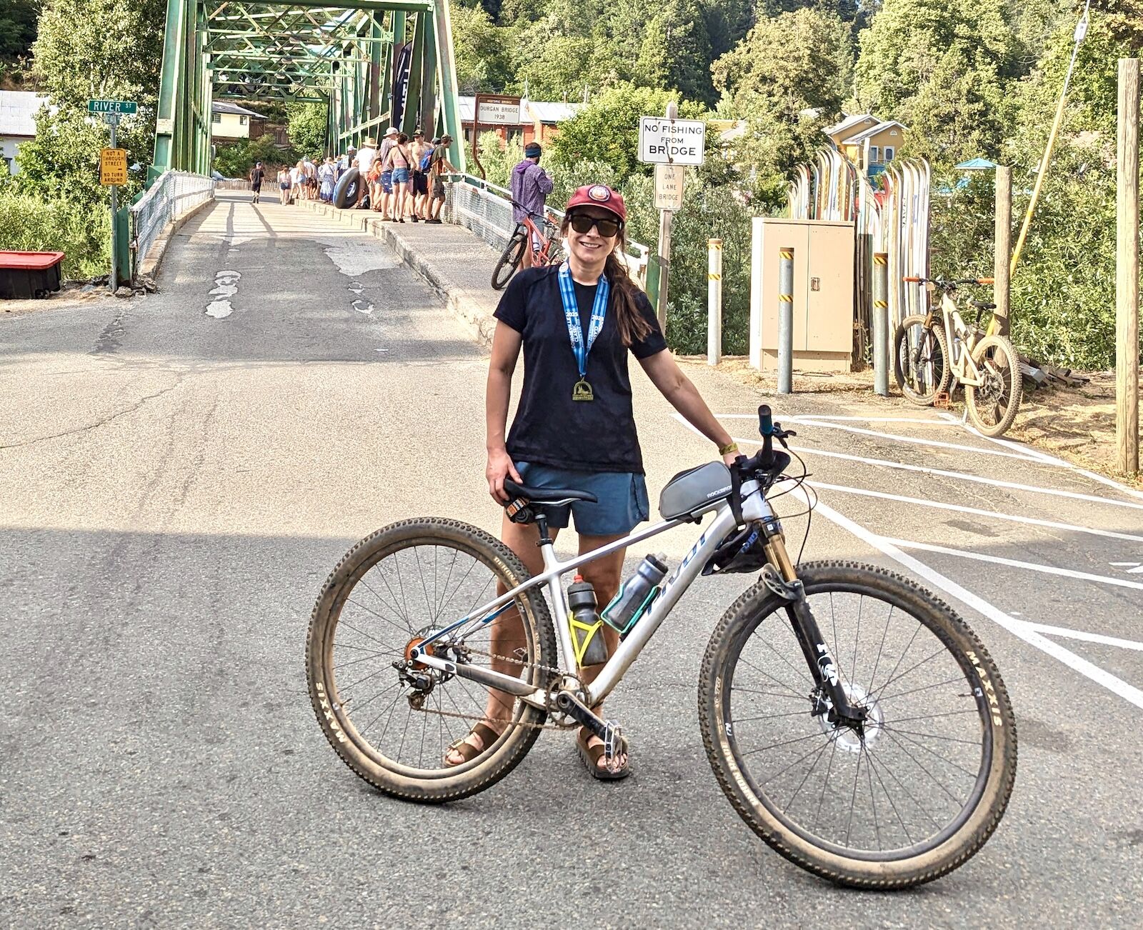 mountain bike gear for women - downieville win