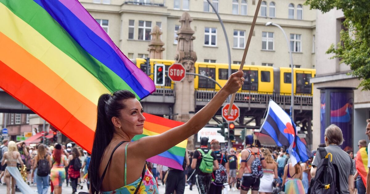 LGBTQ+ Guide to Prague: Gay Bars, Lesbian Clubs, Queer Parties