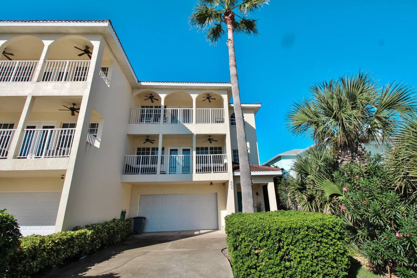 11 Airbnb New Smyrna Beach Vacation Rentals Near the Beach