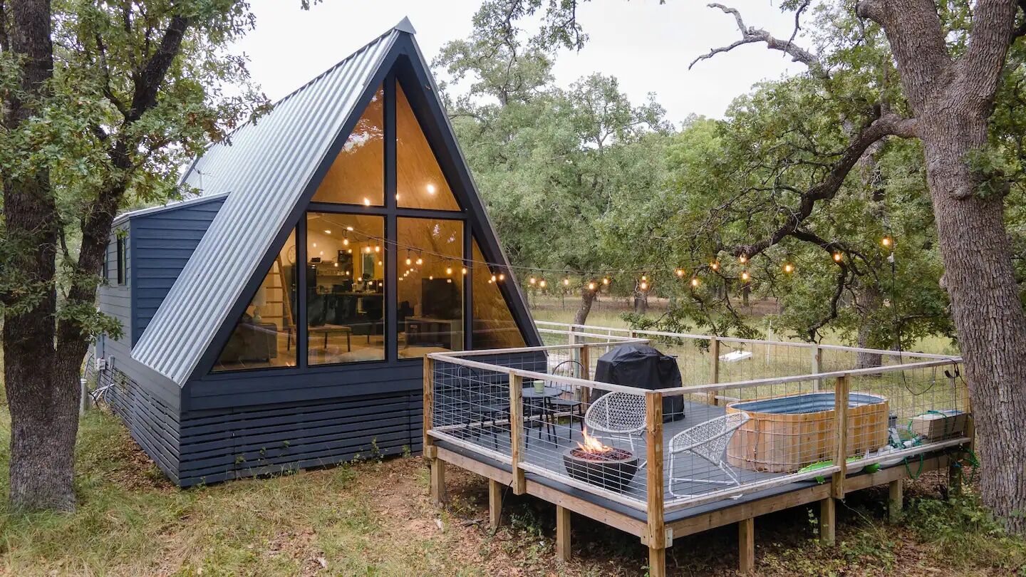 20 Airbnb Fredericksburg Stays To Live The Best Of Texas Hill Country