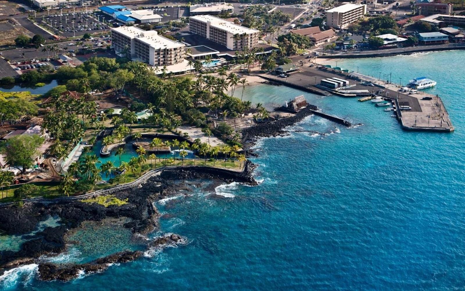 aerial overview of king kamehameha's kona beach hotel