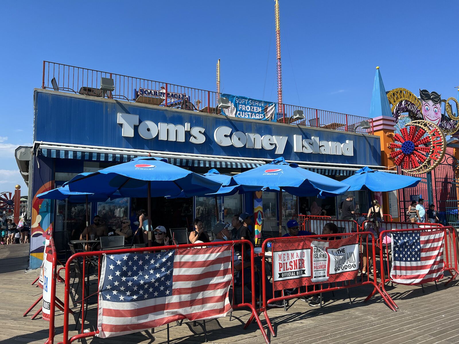 Tom's Coney Island exterior - coney island boardwalk