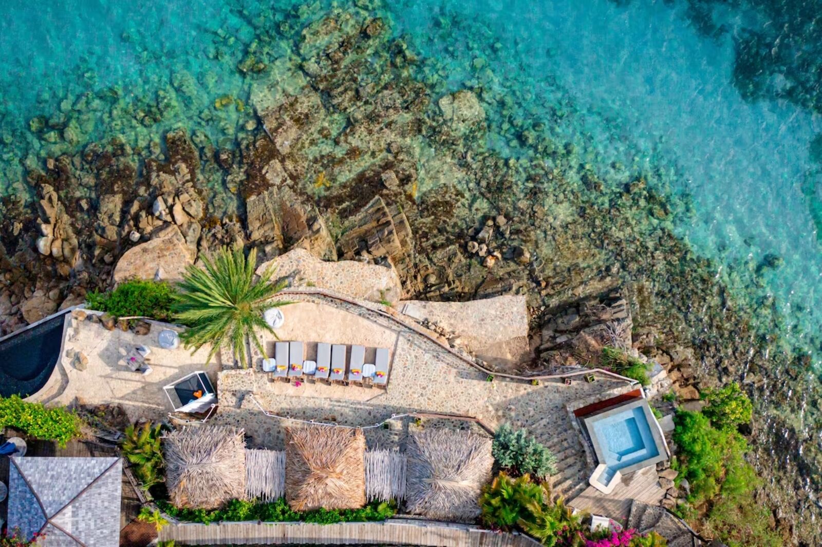 Cocobay Resort