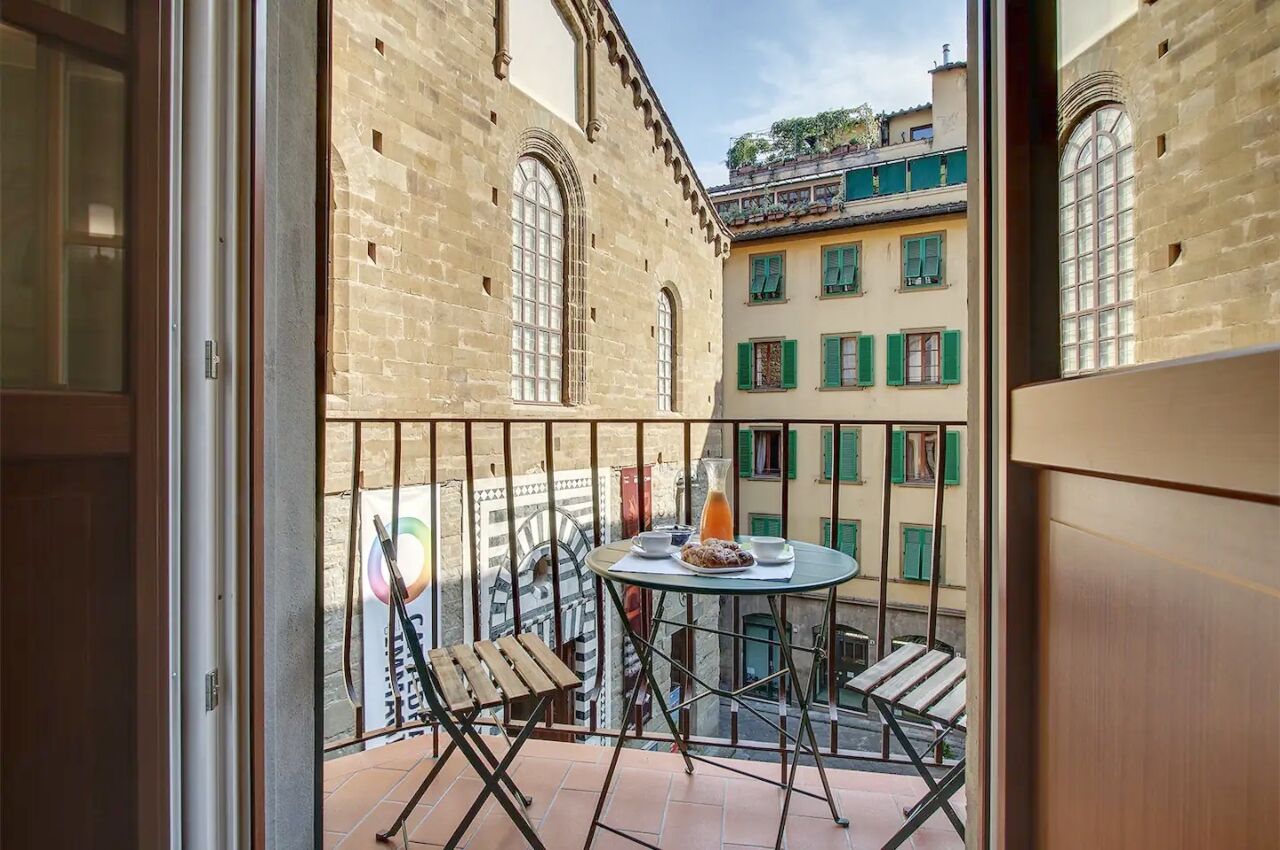 airbnb tour florence